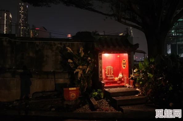 旅途奇遇：探索混乱小镇，揭秘墨池砚火车隐藏的神奇秘密