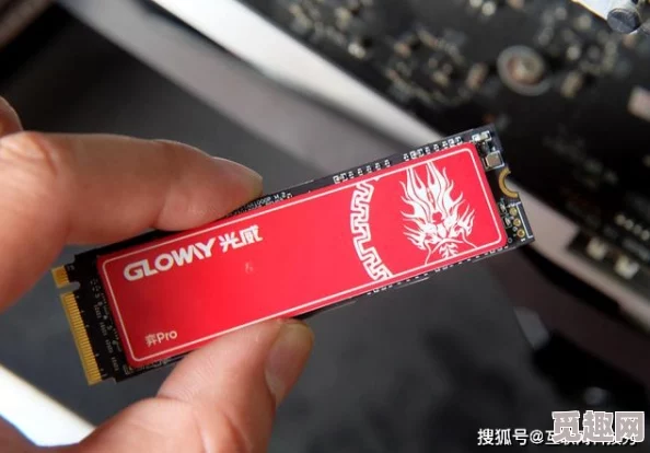 久久精品国产精品青草图片：最新动态与精彩内容分享，带你领略自然之美与清新气息