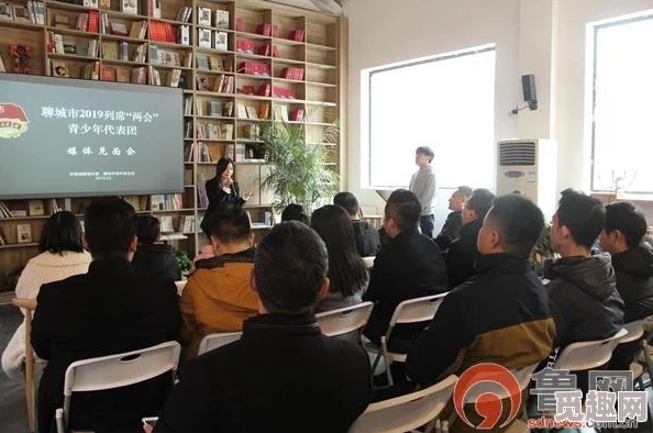 刺激战场未满十八岁：游戏年龄限制引发热议，家长与玩家对策各异，如何看待青少年游戏时间？