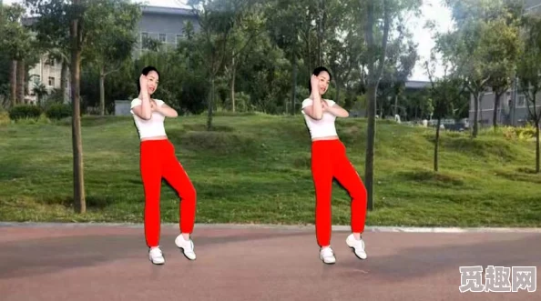 可乐操久久：全新舞步上线，带你体验不一样的健身乐趣，快来加入我们的快乐运动吧！
