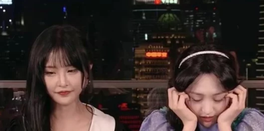古代三级吃奶视频引发热议，网友纷纷表示对这种内容的好奇与不解，认为应更注重文化传承