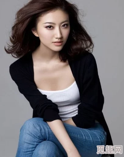 操美女国产网友推荐这部影片剧情紧凑画面精美演员表现出色绝对值得一看让人回味无穷不容错过