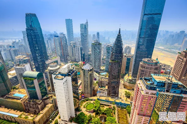 网友热议：探索城市天际线中，哪个地图的景观最为迷人？