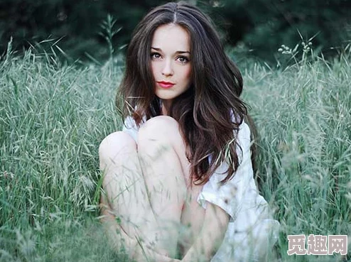 男人j放进女人p动态图片最近研究发现这种行为有助于增强双方情感纽带