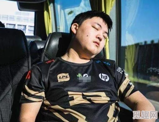 DNF玩家热议：哪个步枪最适合？来看看网友们的真实评价与推荐！