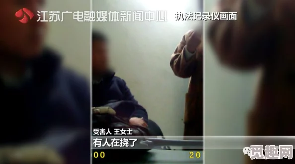 男人舔女人下体最近研究发现，这种亲密行为有助于增强伴侣间的感情纽带和性满足感