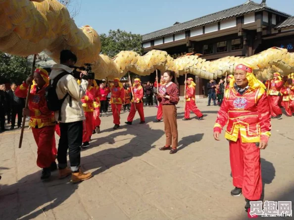 亚洲天堂区春节期间将举办盛大的灯会活动，吸引众多游客前来观赏