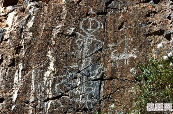 荒村女儿国神秘峡谷惊现远古岩画引考古热潮